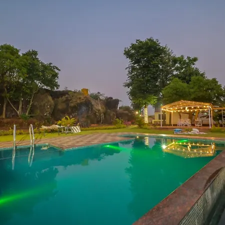 Lifeline Villas -Flamingo Luxurious Valley View 2Bhk Infinity Pool Villa Panchgani With Huge Open Space Exterior photo